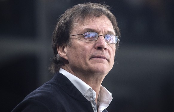 ARCHIVBILD ZUM SDA-TEXT ZU DEN NOMINATIONEN IN DER KATEGORIE TRAINER DER SPORTS AWARDS , AM DONNERSTAG, 26. NOVEMBER 2020 - Zuerichs Cheftrainer Arno Del Curto im Eishockey Meisterschaftsspiel der Nat ...
