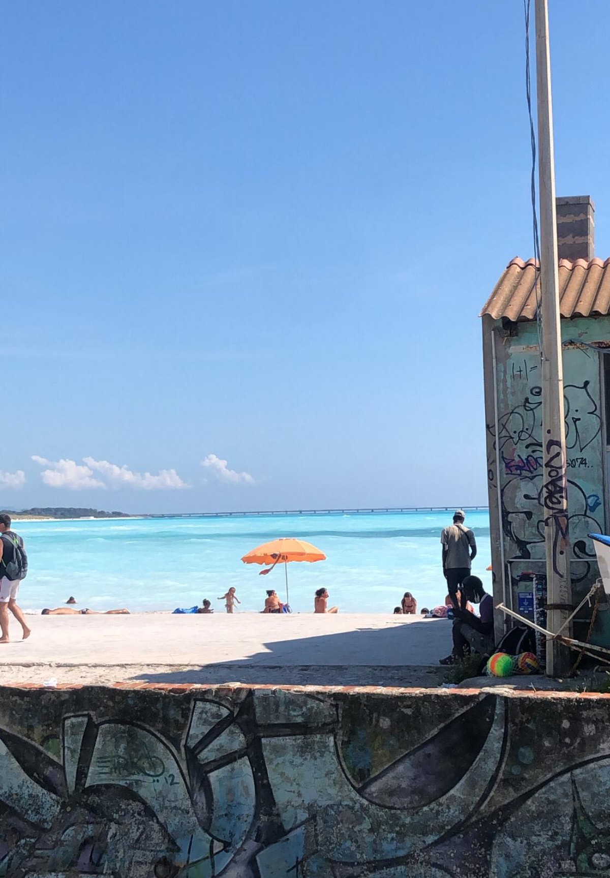 Von Corona keine Spur: der «White Beach» nahe Livorno.