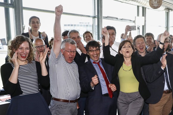 Laura Curau (Kampagnenleiterin CVP), Alt-Nationalrat Ruedi Rechsteiner, Beat Jans (Nationalrat SP-BS), Roger Nordmann (Nationalrat SP-VD), Matthias Aebischer (Nationalrat SP-BE), Regula Rytz (Parteipr ...