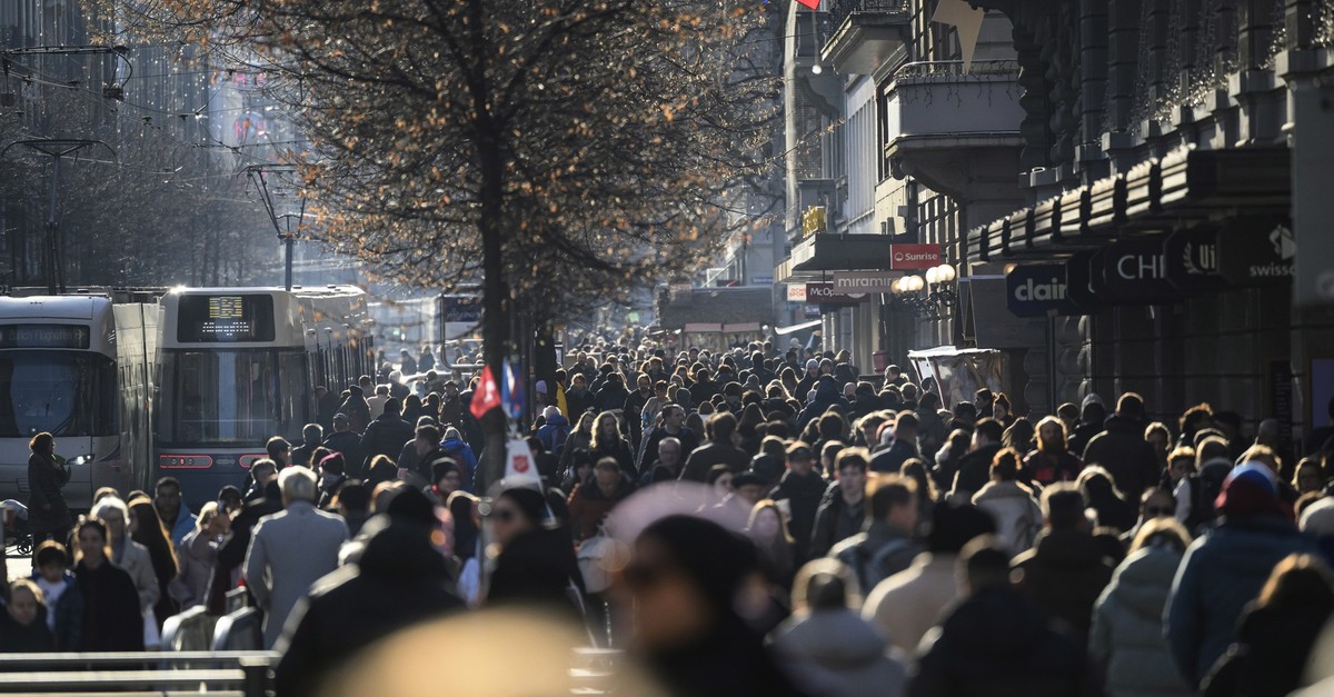 schweizer-detailhandel-w-chst-2025-leicht