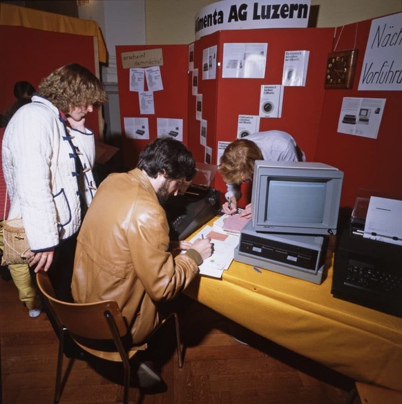 Elektronisches Schreiben: Mitte der 80er-Jahre.