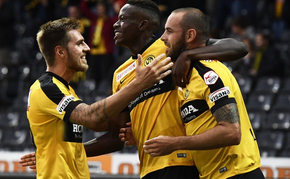 20.08.2016; Bern; Fussball Super League - BSC Young Boys - FC Lausanne-Sport;
Jan Lecjaks (R, YB) jubelt nach seinem Tor zum 5:1 mit Denis Zakaria (YB) und Thorsten Schick (YB)
 (Urs Lindt/freshfocus)