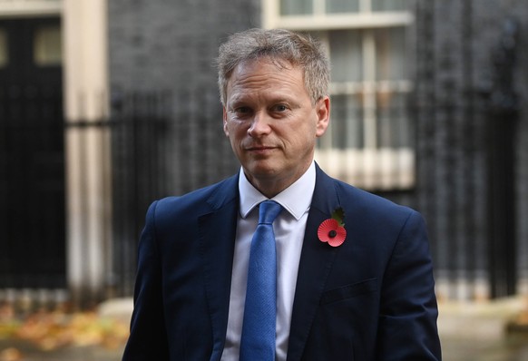 epa10278806 Business Secretary Grant Shapps attends a cabinet meeting at Downing Street in London, Britain 01 November 2022. EPA/NEIL HALL