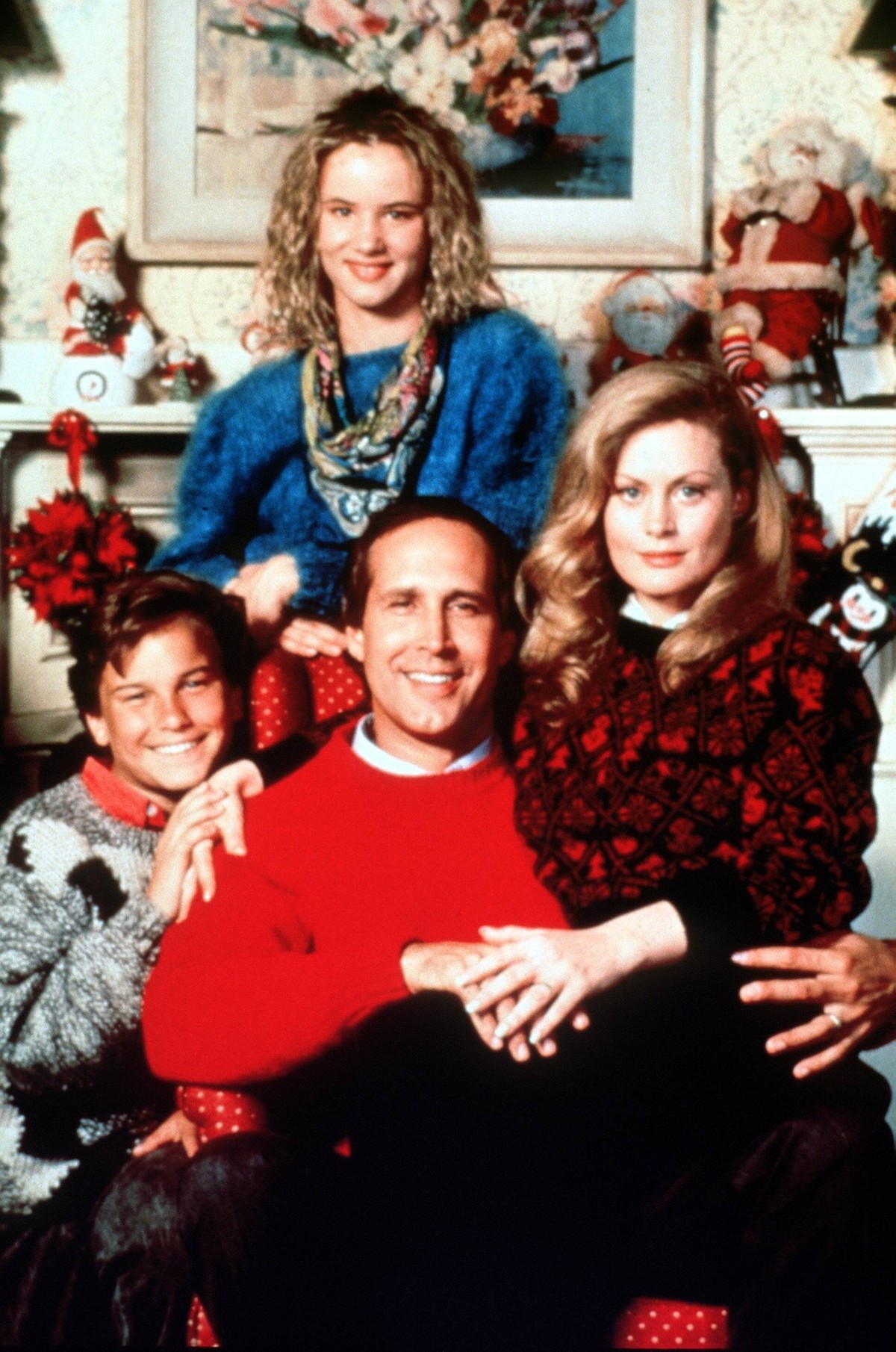 Hilfe, es weihnachtet sehr - Weihnachtspersiflage mit Komiker CHEVY CHASE. Nach den Festtagen der Familie Griswold zweifelt selbst der hartn�ckigste Heilig-Abend-Fan an dieser Veranstaltung Foto vlnr. ...