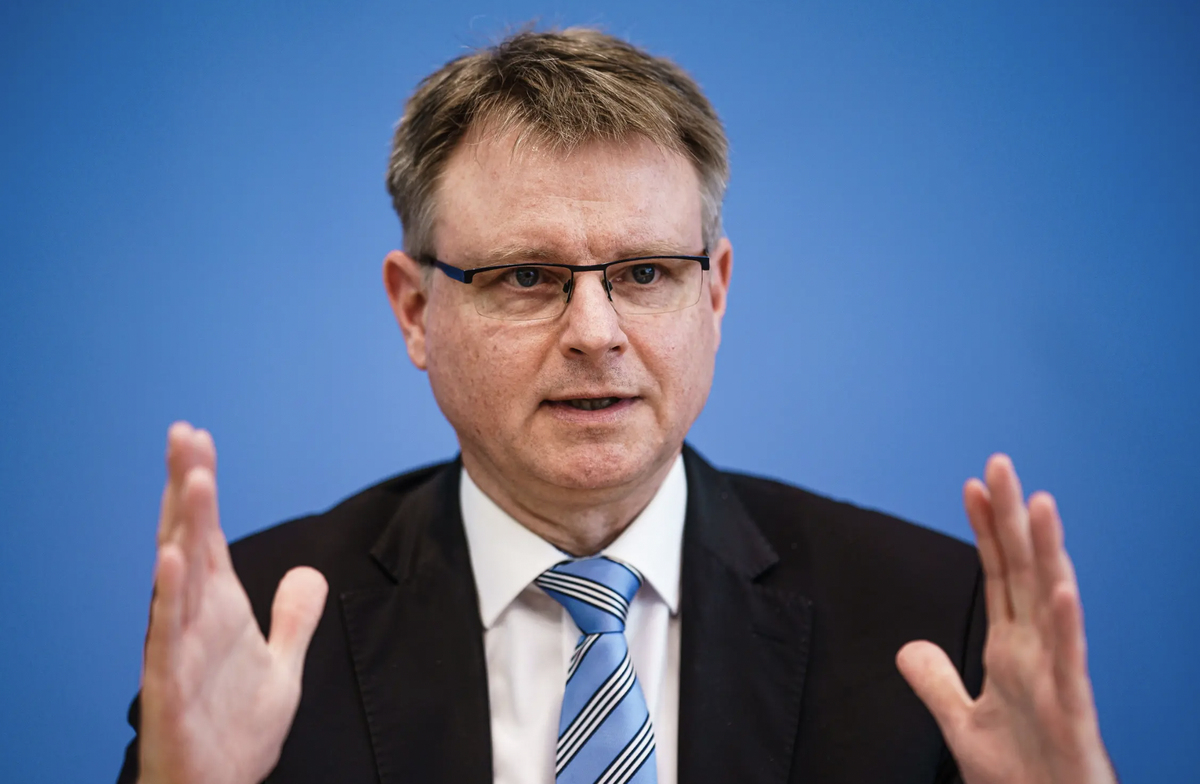 Stefan Kooths
