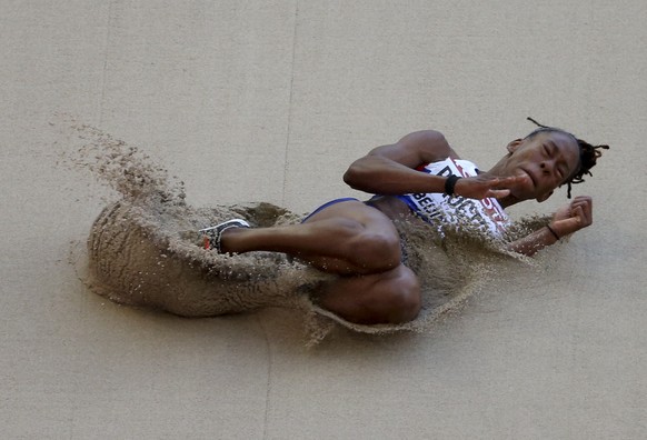 Shara Proctor of Britain competes in the women&#039;s long jump qualification event at the 15th IAAF World Championships at the National Stadium in Beijing, China, August 27, 2015. REUTERS/Dylan Marti ...