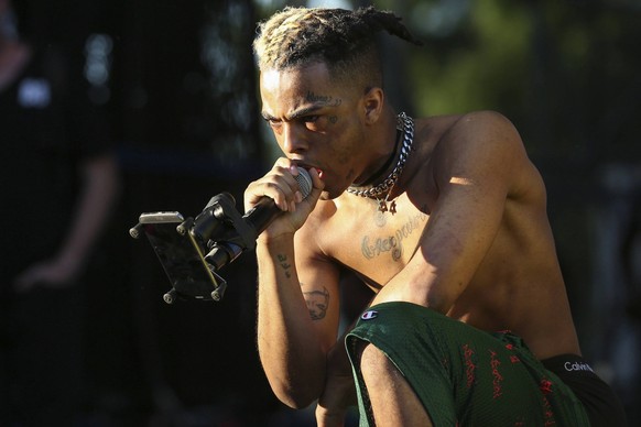 May 6, 2017 - Miami, FL, USA - XXXTentacion performs at the Rolling Loud Festival in downtown Miami on May 6, 2017. Miami USA - ZUMAm67_20170506_zaf_m67_055 Copyright: xMatiasxJ.xOcnerx