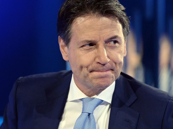 epa10028295 Five-Star Movement (M5S) President and former Prime Minister, Giuseppe Conte, attends the LA7 Italian program &#039;Otto e Mezzo&#039; hosted by Italian journalist Lilli Gruber in Rome, It ...