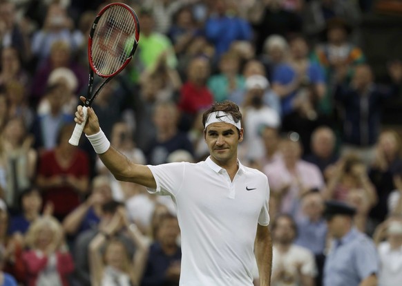 Roger Federer steht als erster in den Achtelfinals von Wimbledon.