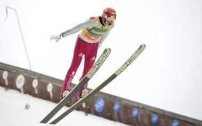 Eric Frenzel sichert sich mit dem 3. Platz in Lahti den Gesamweltcup der Kombinierer.