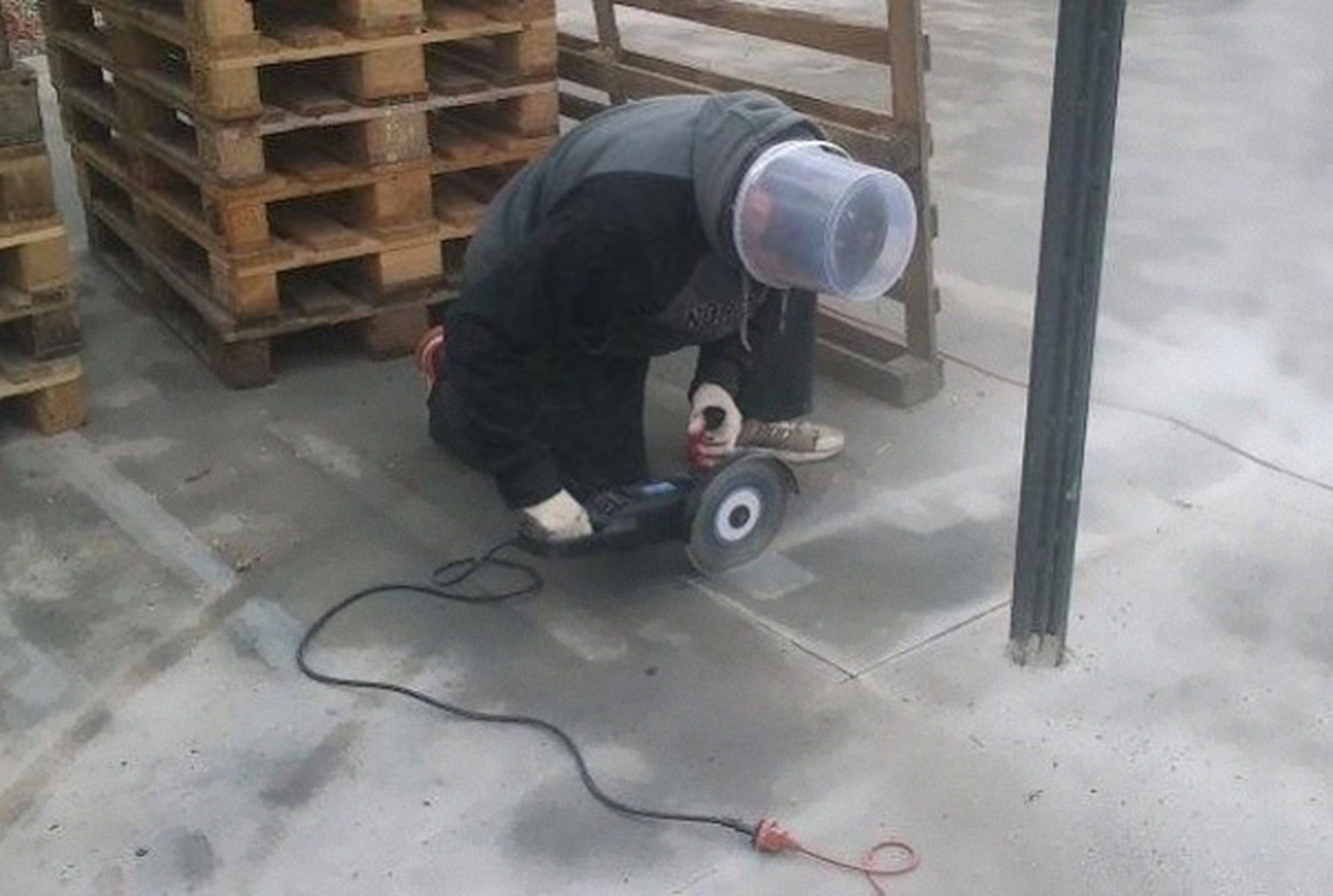 Bilderesultat for health and safety fails