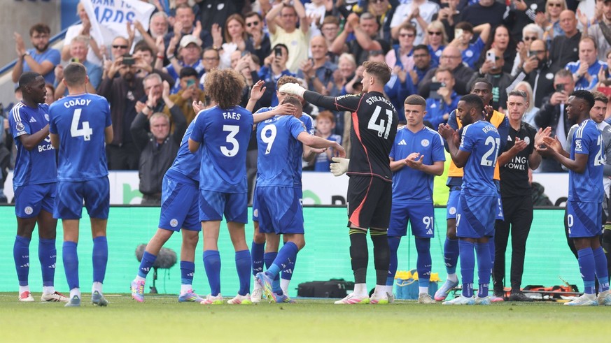Jamie Vardy of Leicester City leaves the field as he is subbed. Leicester City v Ipswich Town, Premier League, Football, King Power Stadium, Leicester, UK - 18 May 2025 EDITORIAL USE ONLY No use with  ...