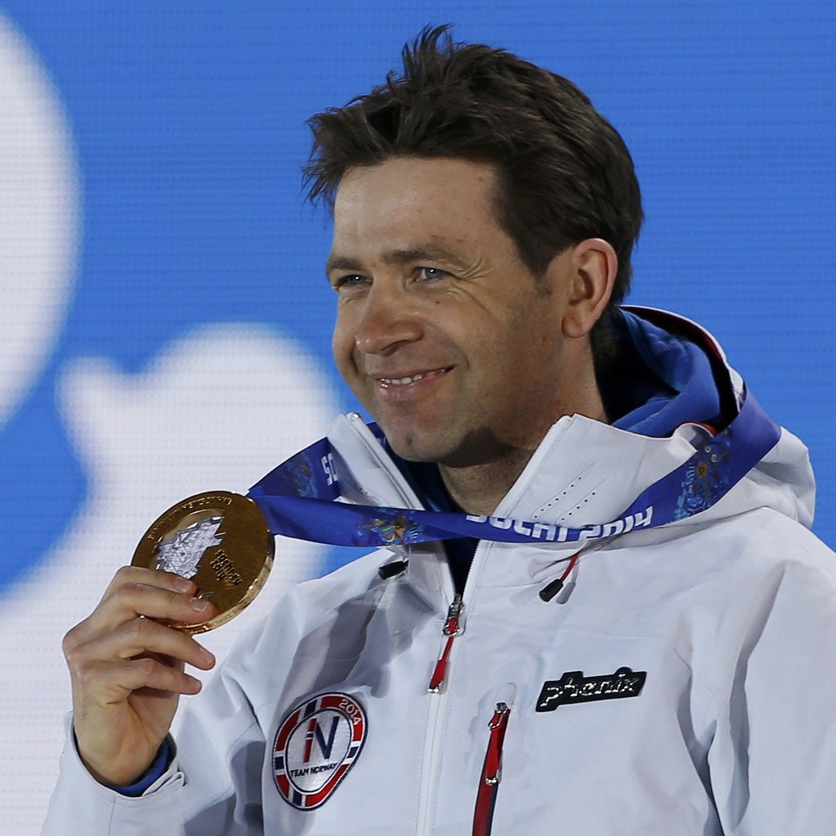 Gold medalist Ole Einar Bjoerndalen of Norway poses during the medal ceremony for the men's biathlon 10 km sprint event in the Olympic Plaza at the 2014 Sochi Winter Olympics February 9, 2014. RE ...