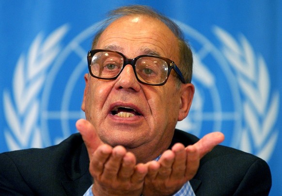 Swiss Jean Ziegler, UN special rapporteur of the commission on human rights on the right to food, speaks at a press conference at the United Nations building in Geneva, Switzerland, Wednesday, October ...