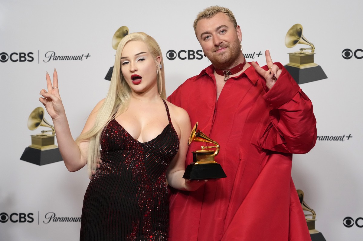 Kim Petras, left, and Sam Smith, winners of the award for Best Pop Duo/Group Performance for "Unholy," pose in the press room at the 65th annual Grammy Awards on Sunday, Feb. 5, 2023, in Los ...