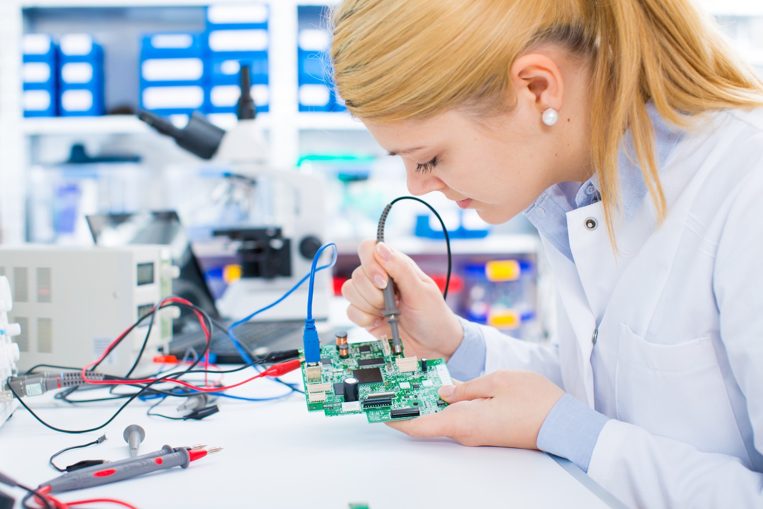 Frauen sind in der Wissenschaft noch immer untervertreten.