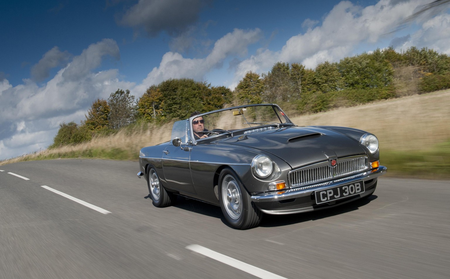 frontline developments MGB abingdon england auto sportwagen retro 1960s design https://www.frontlinedevelopments.com/