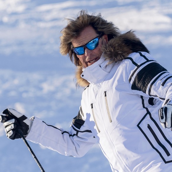 epa07309024 Former Austrian ski racer and singer Hansi Hinterseer attends the first training run for the men's Downhill race of the FIS Alpine Skiing World Cup in Kitzbuehel, Austria, 22 January 2019. ...