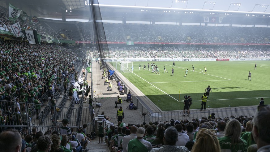 Luganos Zan Celar erzielt das 1:0 im Schweizer Fussball Cup Final zwischen dem FC Lugano und dem FC St. Gallen, am Sonntag, 15. Mai 2022, im Stadion Wankdorf in Bern. (KEYSTONE/Alessandro della Valle)