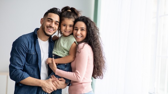 Couples with different surnames are considered loveless