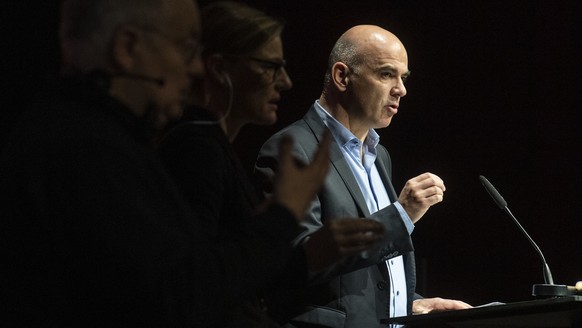 Bundespraesident Alain Berset spricht anlaesslich des ordentlichen Parteitags der SP Schweiz, aufgenommen am Samstag, 1. Dezember 2018 in Brugg Windisch. (KEYSTONE/Ennio Leanza)