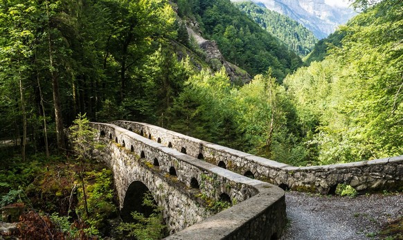 Rauszeit Schluchtenwanderungen Löntschtal