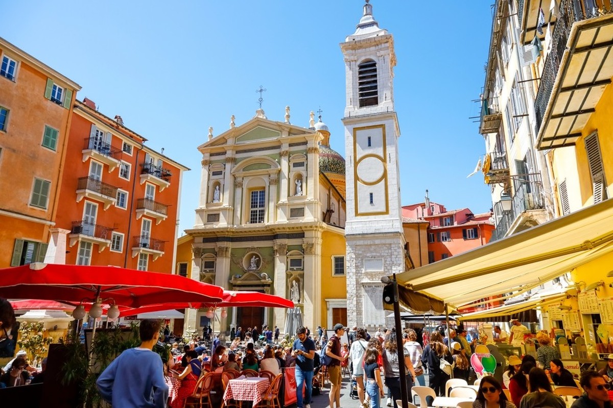 Tourisme de masse: la France prend des mesures fortes. La pause Covid fait-elle évoluer les mentalités? En France, l'accès aux sites touristiques et naturels est restreint, de la Côte d'Azur ...