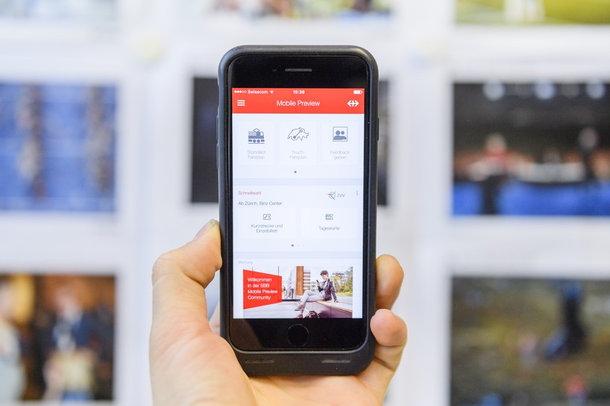 Die Mobile Community Preview App der SBB vor der Vorstellung der neuen SBB App, fotografiert am Montag, 31. Oktober 2016, in Zuerich. (KEYSTONE/Manuel Lopez)