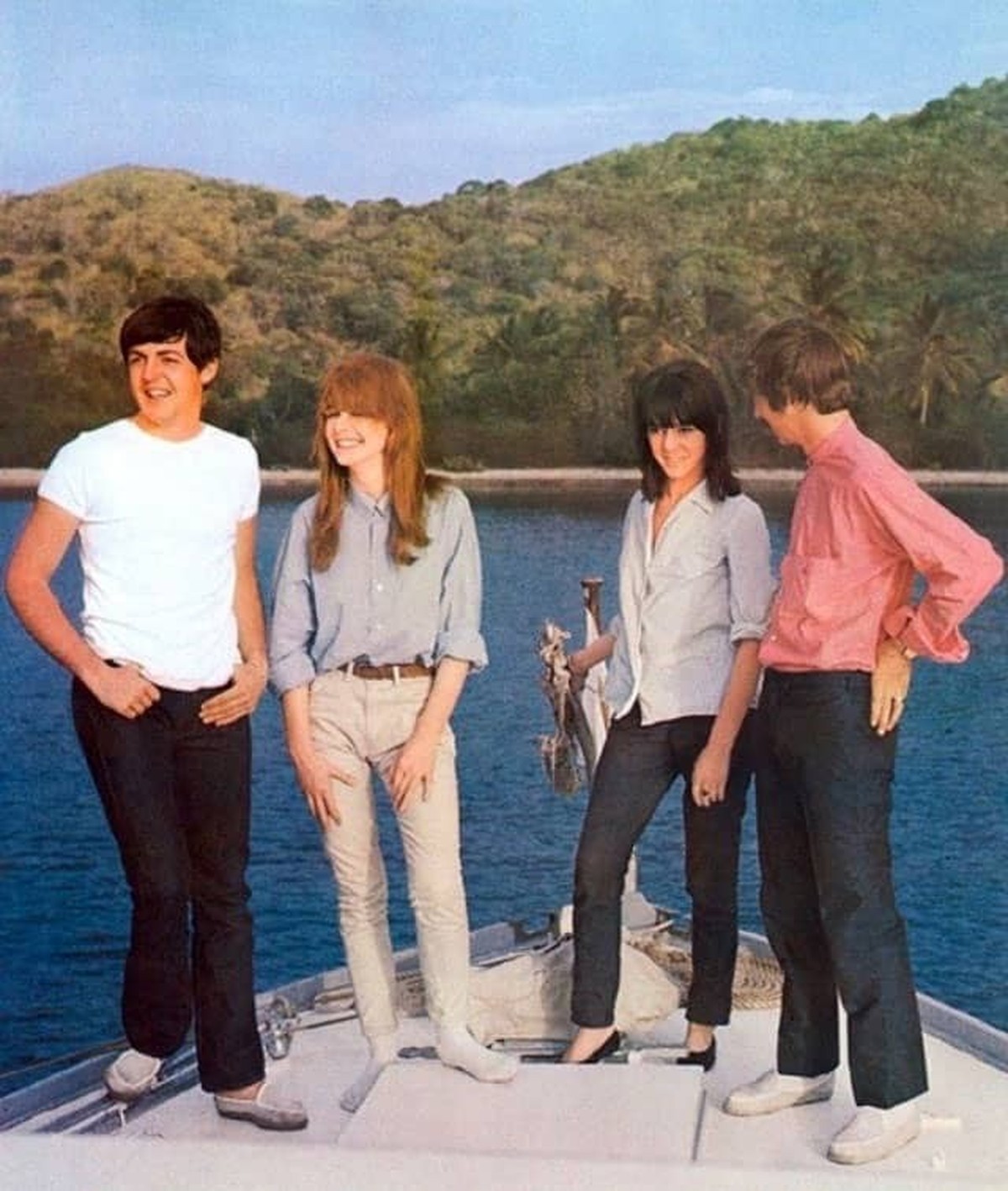 Paul McCartney, Jane Asher, Ringo Starr and Maureen Cox on St. Thomas, US Virgin Islands. https://www.beatlesbible.com/1964/05/03/paul-mccartney-jane-asher-ringo-starr-maureen-cox-holiday-virgin-islan ...