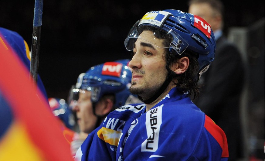 Nachdenkliche Miene beim Zuercher Andres Ambuehl, im ersten Playoff-Viertelfinalspiel der National League A zwischen den ZSC Lions und dem HC Davos, am Samstag, 2. Maerz 2013, im Hallenstadion in Zuer ...