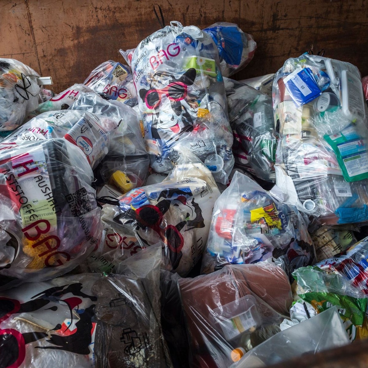Nationales System für Plastik-Recycling verzögert sich