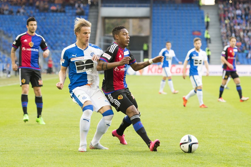 Das gibt es auf SRF zu sehen: Grasshoppers (Moritz Bauer) gegen Basel (Jean-Paul Boëtius).