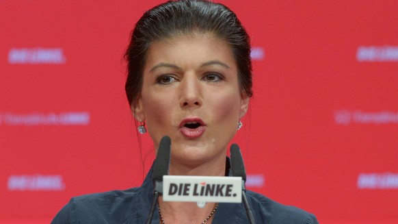 epa05335874 Sahra Wagenknecht, Faction Chairwoman of Die Linke (The Left) party at the Bundestag, speaks during the Federal Party Conference of Die Linke in Magdeburg, Saxony-Anhalt, Germany, 29 May 2 ...