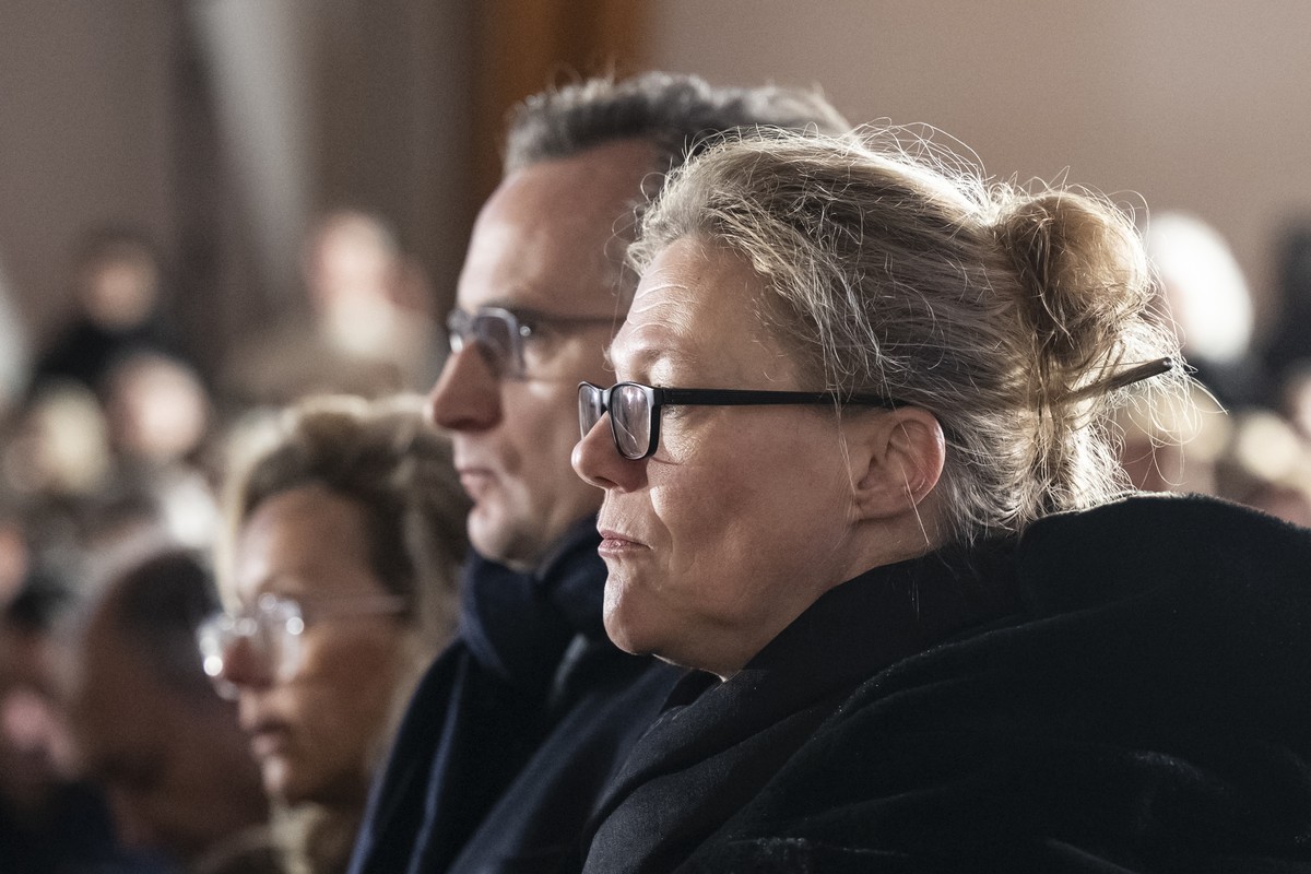Beatrice Pilloud, Attorney General of the Canton of Valais, participates in the Sunday mass at the catholic chapel of Saint-Christophe dedicated to the victims of the fire at the 'Le Constellatio ...