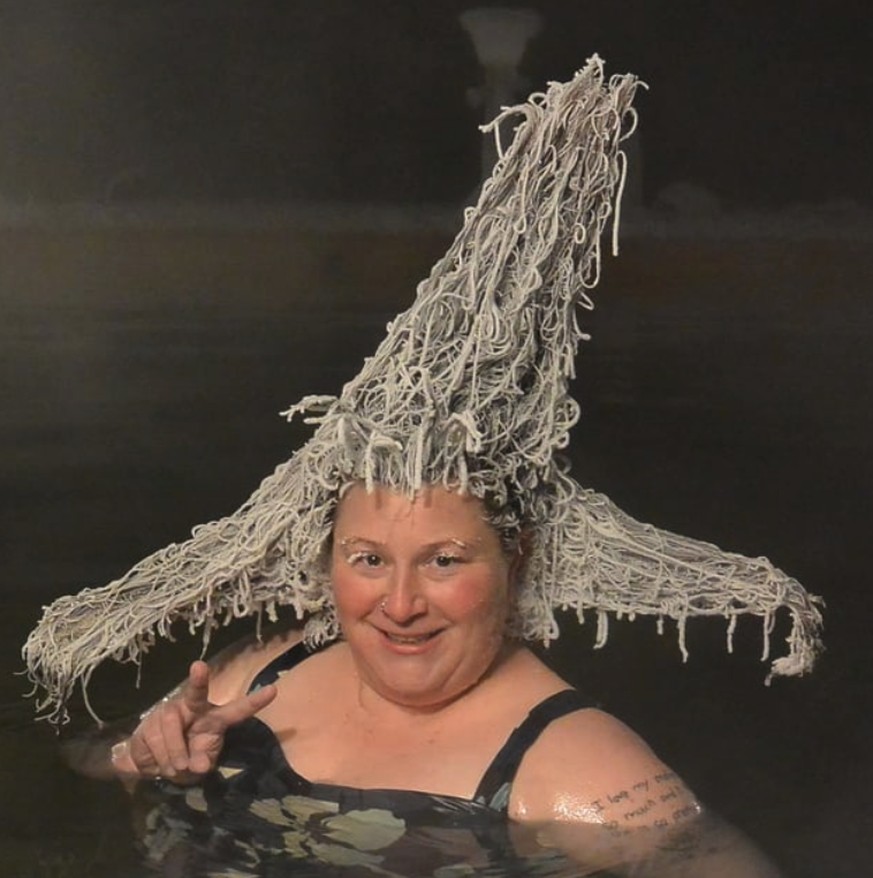 takhini hot springs yukon canada kanada hair freezing contest haar gefroren winter thermalquellen instagram https://www.instagram.com/p/BvE7MRSAYD0/