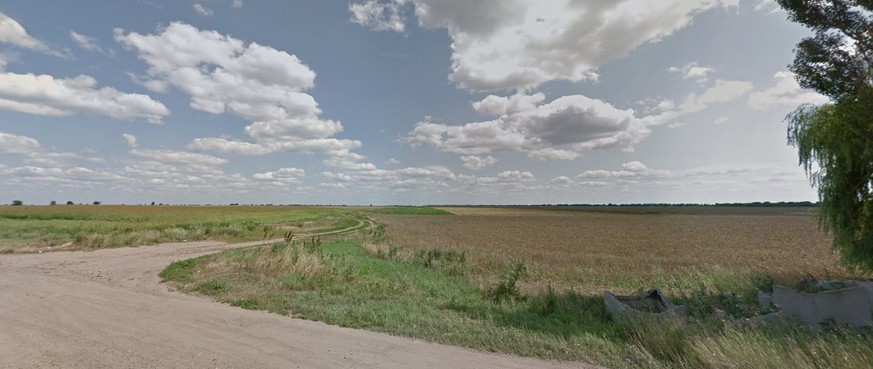 Typisches Bild der Oblast Cherson (hier nördlich von Dudschany): natürliche Verteidigungs- und Tarnhilfen sind rar.