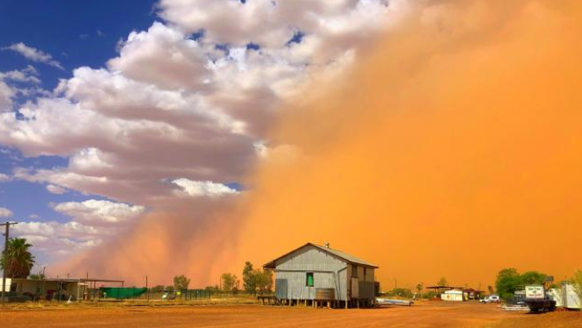 Eine Sandwand rollt über Queensland.&nbsp;