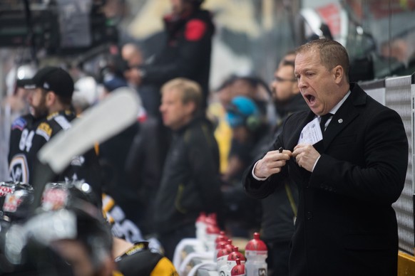 Luganoâs head coach Greg Ireland reacts during the first match of the playoff final of the National League between HC Lugano and ZSC lions, at the ice stadium Resega in Lugano, on Thursday, April 12 ...