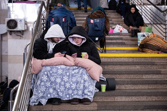 Ukrainians shelter in Kyiv subway during Russian overnight attack KYIV, UKRAINE - FEBRUARY 03: Ukrainians take shelter in a subway station during an overnight Russian drone and missile attack in Kyiv, ...