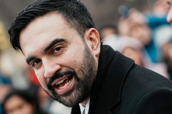 New York City Mayor Zohran Mamdani speaks during a press conference before signing executive orders in the Brooklyn borough of New York, Friday, Jan. 2, 2026. (AP Photo/Eduardo Munoz Alvarez)
NYC Mayo ...