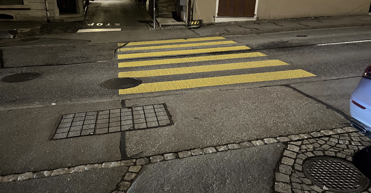 frau-wird-in-kaltbrunn-sg-von-auto-angefahren-und-schwer-verletzt