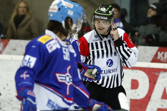 Im Eishockey wird den Schiedsrichtern mehr Respekt entgegengebracht.