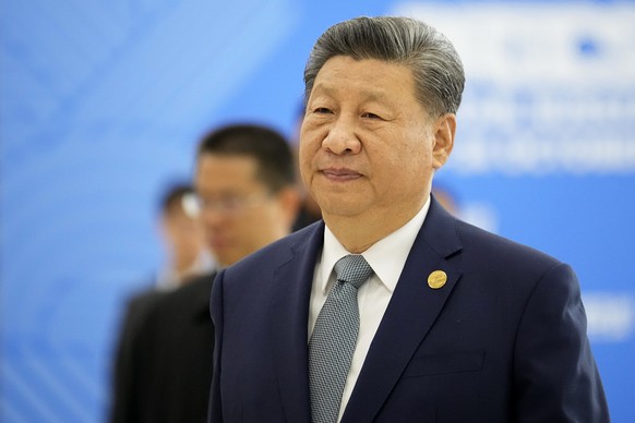 epa11679367 Chinese President Xi Jinping arrives at the BRICS Summit in Kazan, Russia, 24 October 2024. The BRICS summit takes place from 22 to 24 October. EPA/ALEXANDER ZEMLIANICHENKO / POOL