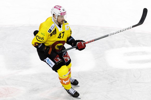 Bern&#039;s defender Marco Maurer in action, during a National League regular season game of the Swiss Championship between Geneve-Servette HC and SC Bern, at the ice stadium Les Vernets, in Geneva, S ...