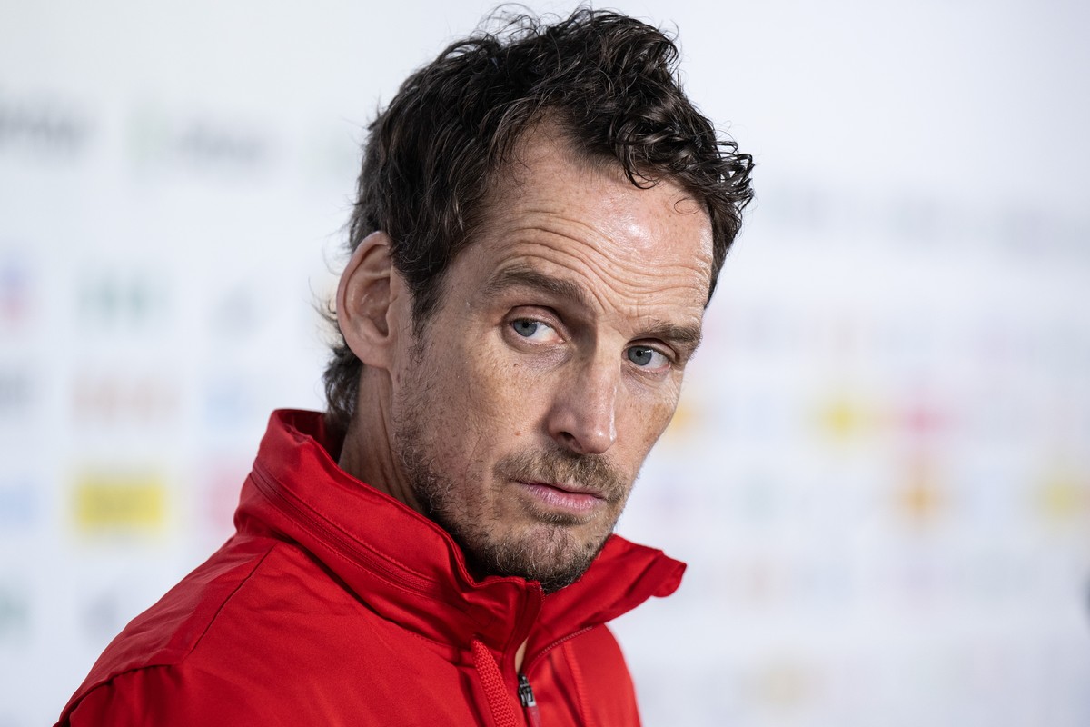 Switzerland's head coach Patrick Fischer speaks during a media session in Helsinki at the Ice Hockey Hall, Finland on Wednesday, May 25, 2022. (KEYSTONE/Peter Schneider)
