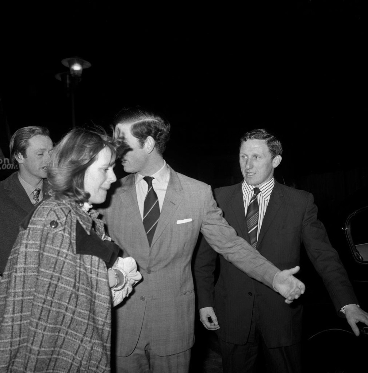 CAMILLA PARKER-BOWLES AND THE PRINCE OF WALES LEAVING THE NEW LONDON THEATRE IN DRURY LANE AFTER ATTENDING THE DEJA REVUE (Photo by PA Images via Getty Images)