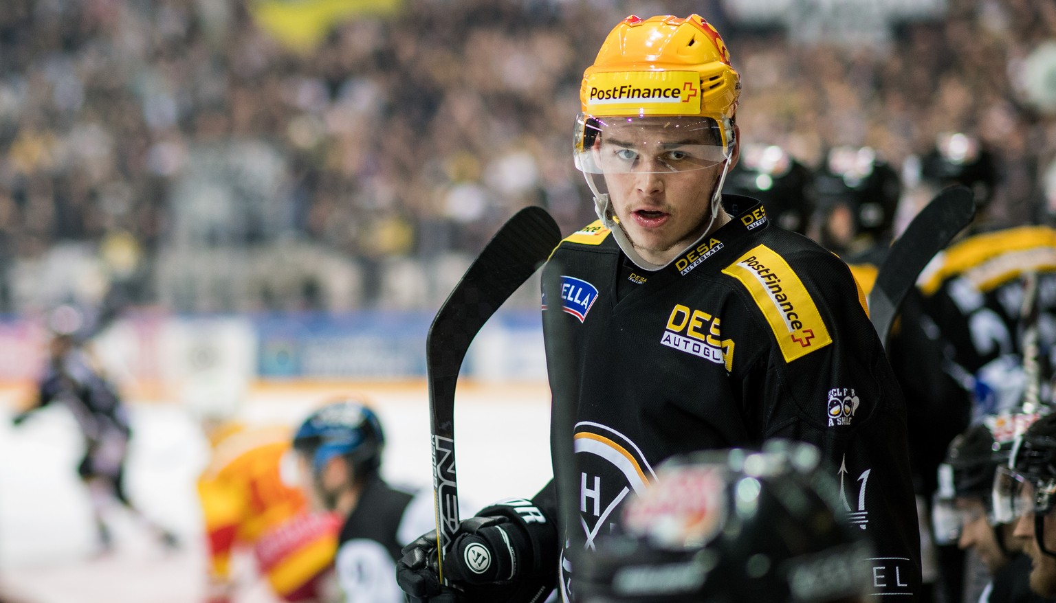 ARCHIVBILD ZUM WECHSEL VON GREGORY HOFMANN VON LUGANO ZU ZUG --- LuganoÕs player Gregory Hofmann during the fourth match of the semifinal of National League Swiss Championship 2017/18 between HC Lugan ...