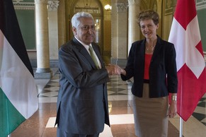 Jordaniens König Abdullah II. auf Staatsbesuch in der Schweiz im Mai 2014 mit Bundesrätin Simonetta Sommaruga