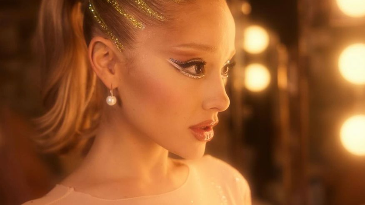 Ariana Grande.