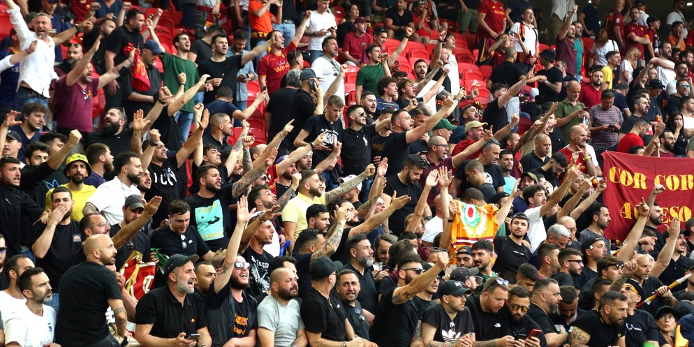 Fans des italienischen Traditionsclubs AS Roma.